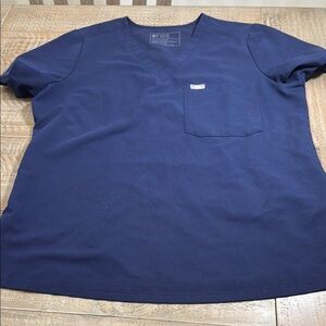 Figs navy blue scrub to size large